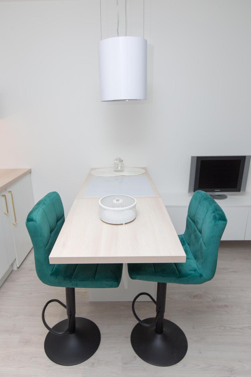 Apartment In The Center Of Bratislava Kosicka 52 ภายนอก รูปภาพ